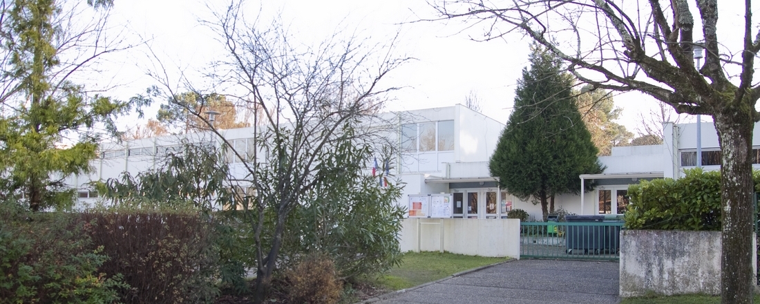 Entrée de l'école élémentaire du Parc